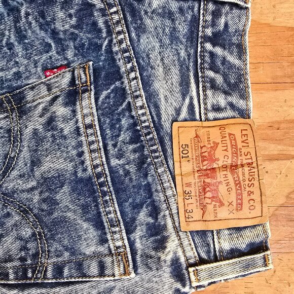 Levi's Denim Shorts cut 501 W 35 Vintage - Picture 3 of 3